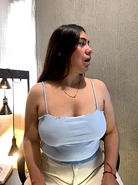 emmily d online show from September 30, 2025, 5:40 pm