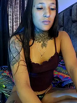 Nicole420squirt online show from December 6, 2024, 3:33 pm