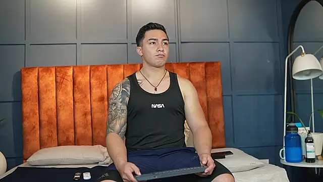 Ryan Hunt online show from February 24, 2025, 12:16 pm