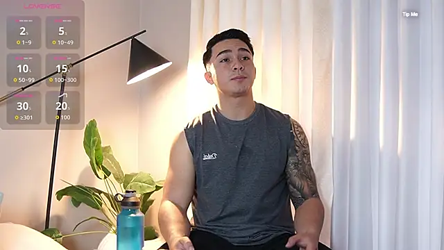 Ryan Hunt online show from October 29, 2025, 12:07 pm