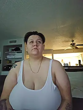 Snapshot of DevilDahm chatting on December 18, 2025, 6:52 am DevilDahm online show from December 18, 2025, 6:52 am