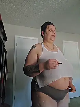 Snapshot of DevilDahm chatting on February 1, 2026, 10:41 pm DevilDahm online show from February 1, 2026, 10:41 pm