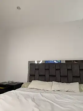 Sthef Castle online show from March 14, 2026, 12:10 pm