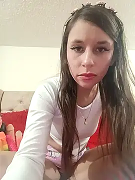 RubyEmerald online show from November 28, 2025, 3:31 am