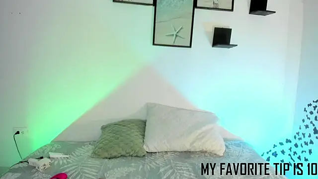 sara sophieee online show from September 27, 2025, 12:04 am