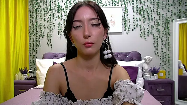 Snapshot of NicoleLimp chatting on January 18, 2025, 1:41 am NicoleLimp online show from January 18, 2025, 1:41 am