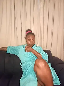 YourDreamLady22 online show from April 25, 2026, 4:37 am