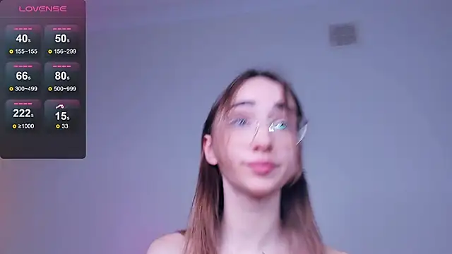 PollyBeev online show from January 31, 2025, 2:39 pm