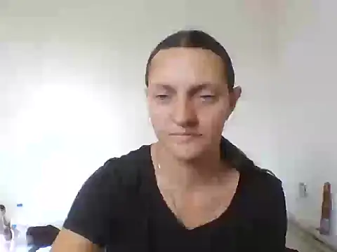 Snapshot of Vimed19 chatting on October 20, 2025, 10:38 am Vimed19 online show from October 20, 2025, 10:38 am