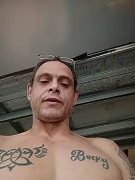 Buffshagswell online show from December 13, 2025, 10:37 pm