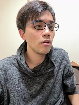 ryusei18570 online show from February 25, 2025, 3:05 pm