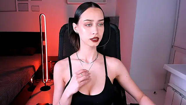 Snapshot of unaericaabistrong chatting on March 21, 2025, 7:24 pm unaericaabistrong online show from March 21, 2025, 7:24 pm