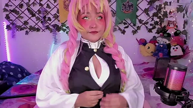 cutepie uwu  online show from January 8, 2025, 7:56 pm