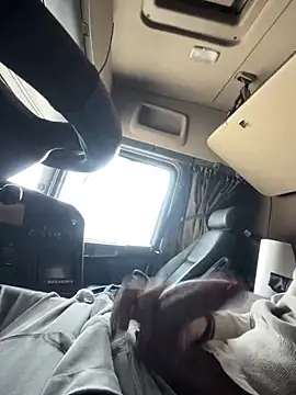 Snapshot of pandick23 chatting on February 3, 2025, 10:47 am pandick23 online show from February 3, 2025, 10:47 am