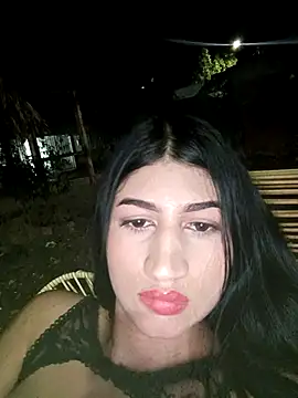 Snapshot of Julix_A chatting on September 30, 2025, 1:21 am Julix A online show from September 30, 2025, 1:21 am