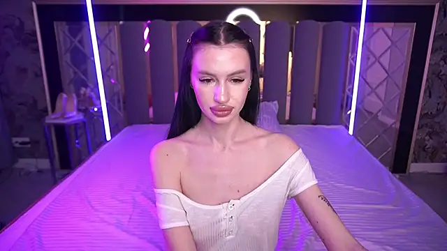 Snow WhiteeeX online show from March 21, 2026, 8:19 am