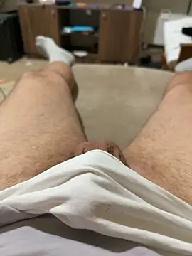 Snapshot of reelciii21 chatting on November 20, 2025, 5:12 pm reelciii21 online show from November 20, 2025, 5:12 pm