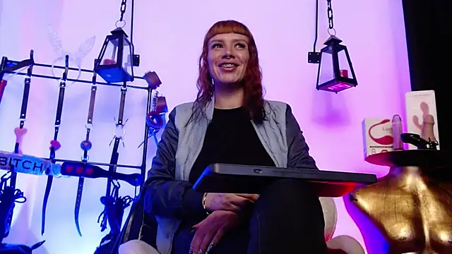 Snapshot of IvanaFetish chatting on October 26, 2025, 11:53 pm IvanaFetish online show from October 26, 2025, 11:53 pm