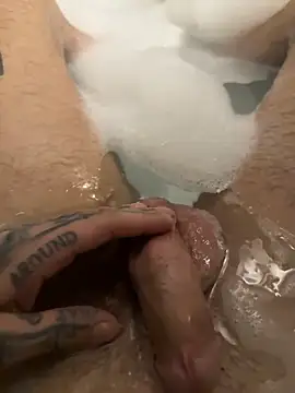 Snapshot of hottwoboys chatting on November 26, 2025, 7:04 pm hottwoboys online show from November 26, 2025, 7:04 pm