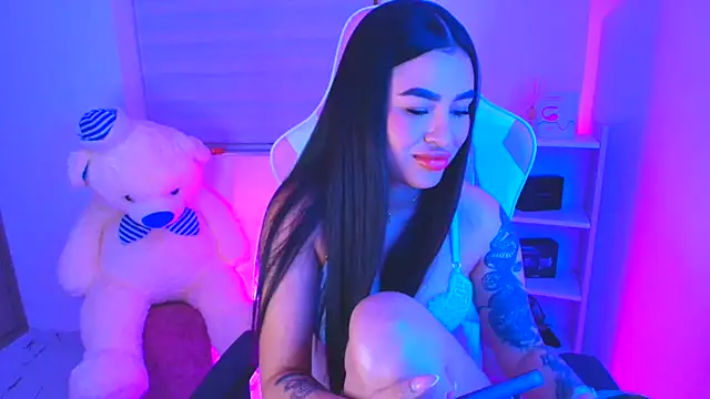 Liujunne2 online show from January 25, 2025, 12:17 am