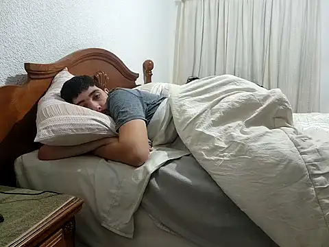 Snapshot of hornycollegestudenthung chatting on January 8, 2025, 5:27 am hornycollegestudenthung online show from January 8, 2025, 5:27 am