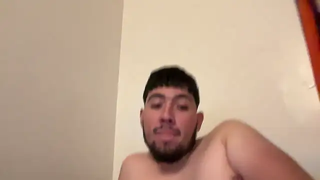 Snapshot of hornycollegestudenthung chatting on February 15, 2025, 6:02 am hornycollegestudenthung online show from February 15, 2025, 6:02 am