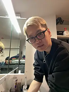 Snapshot of kensnb chatting on February 1, 2026, 9:24 pm kensnb online show from February 1, 2026, 9:24 pm