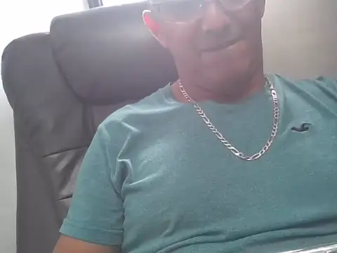 Snapshot of exmilitary chatting on February 9, 2026, 10:14 pm exmilitary online show from February 9, 2026, 10:14 pm