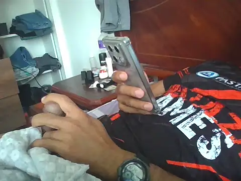 Snapshot of exmilitary chatting on February 17, 2026, 3:40 pm exmilitary online show from February 17, 2026, 3:40 pm