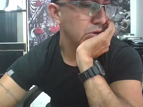 Snapshot of exmilitary chatting on February 25, 2026, 4:38 pm exmilitary online show from February 25, 2026, 4:38 pm