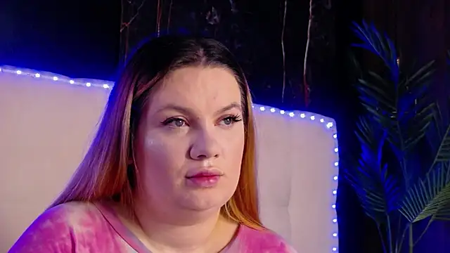 MelanieBrownn online show from April 5, 2026, 5:26 am