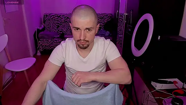 Michael Wolfborn online show from March 4, 2025, 3:04 pm