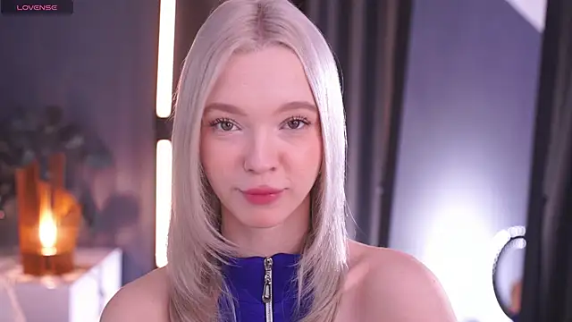  AlinaBailey online show from November 28, 2025, 8:17 am