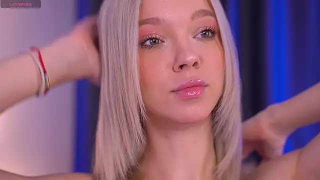  AlinaBailey online show from April 21, 2026, 8:09 am