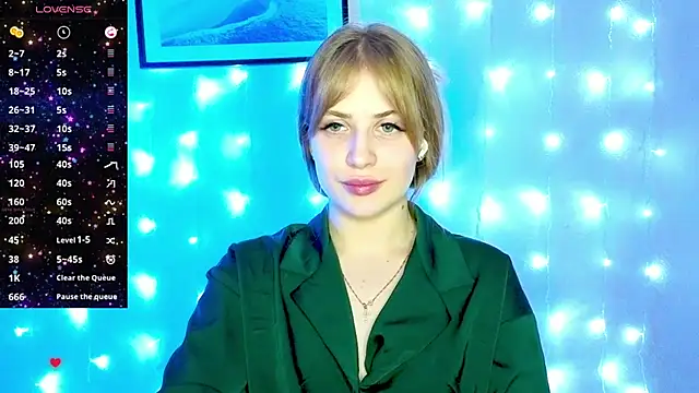 Snapshot of PureAlisMiracle chatting on January 20, 2025, 10:59 pm PureAlisMiracle online show from January 20, 2025, 10:59 pm