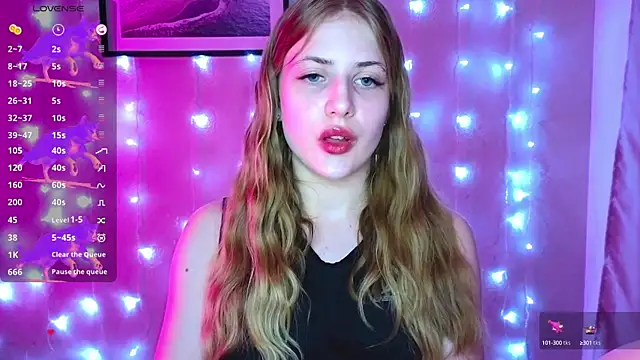 Snapshot of PureAlisMiracle chatting on February 15, 2025, 8:33 pm PureAlisMiracle online show from February 15, 2025, 8:33 pm