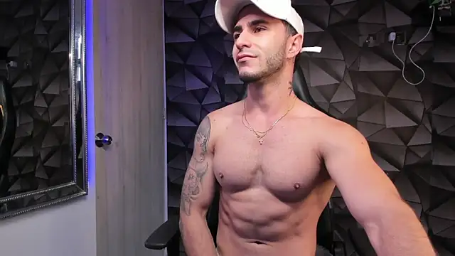 Tayler duster online show from December 16, 2024, 12:27 pm