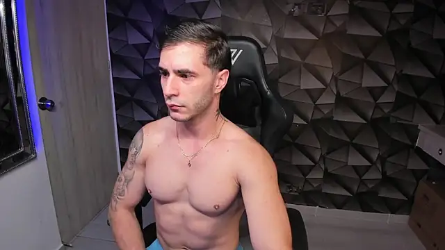 Tayler duster online show from December 23, 2024, 10:32 am