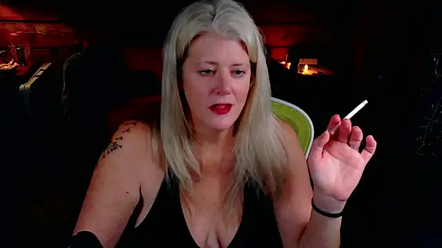 AliceHarlot online show from November 19, 2025, 5:18 am