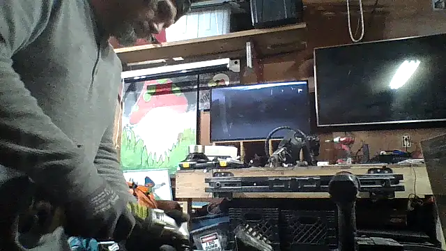 clitstitsandbongrips online show from December 4, 2024, 1:03 am