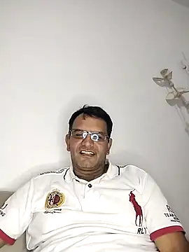 RogueTraveler online show from March 3, 2025, 6:04 am