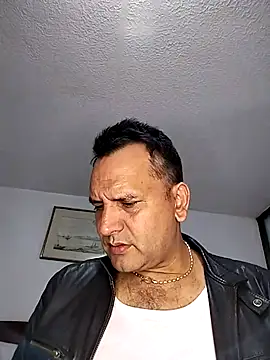 RogueTraveler online show from November 5, 2025, 3:17 am