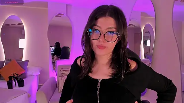 AmberFarrell online show from April 4, 2026, 8:06 pm