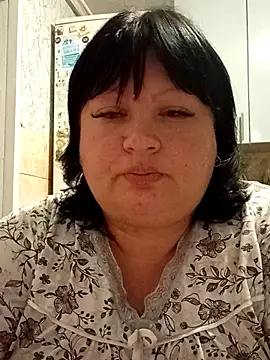 Snapshot of Marina376 chatting on October 2, 2025, 8:05 pm Marina376 online show from October 2, 2025, 8:05 pm