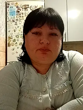 Snapshot of Marina376 chatting on October 31, 2025, 9:38 pm Marina376 online show from October 31, 2025, 9:38 pm