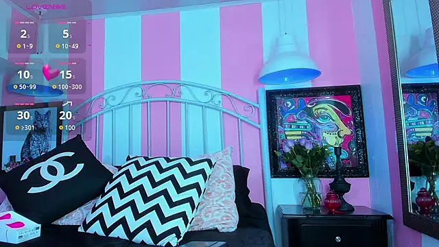 Snapshot of Liah_Grey8 chatting on February 8, 2025, 9:04 pm Liah Grey8 online show from February 8, 2025, 9:04 pm