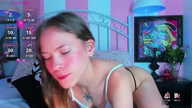 Snapshot of Liah_Grey8 chatting on February 13, 2025, 12:46 am Liah Grey8 online show from February 13, 2025, 12:46 am