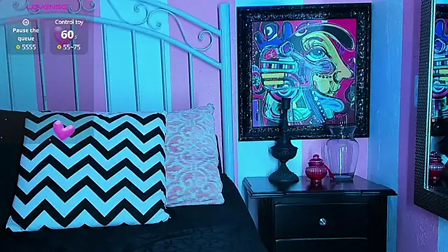 Snapshot of Liah_Grey8 chatting on February 14, 2025, 9:32 pm Liah Grey8 online show from February 14, 2025, 9:32 pm