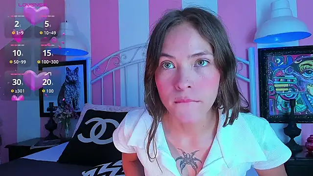 Snapshot of Liah_Grey8 chatting on February 18, 2025, 8:47 pm Liah Grey8 online show from February 18, 2025, 8:47 pm