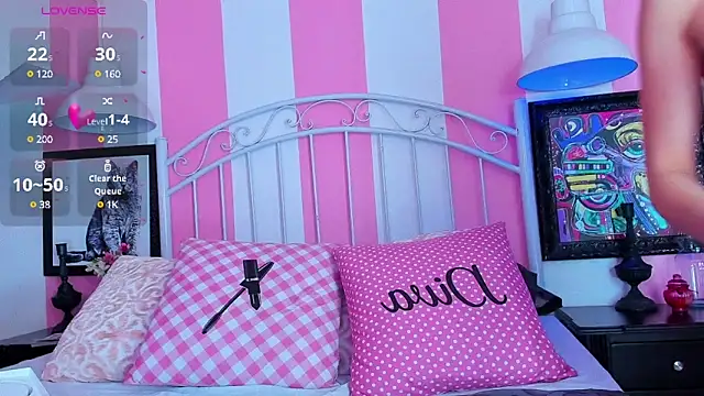 Snapshot of Liah_Grey8 chatting on March 12, 2025, 9:13 pm Liah Grey8 online show from March 12, 2025, 9:13 pm